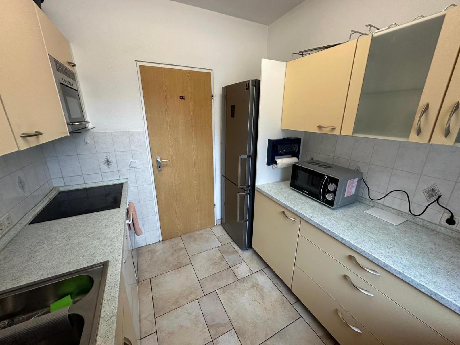 City Center - 4 Room Apartment With Kitchen And 2 Bathrooms Nürnberg Dış mekan fotoğraf